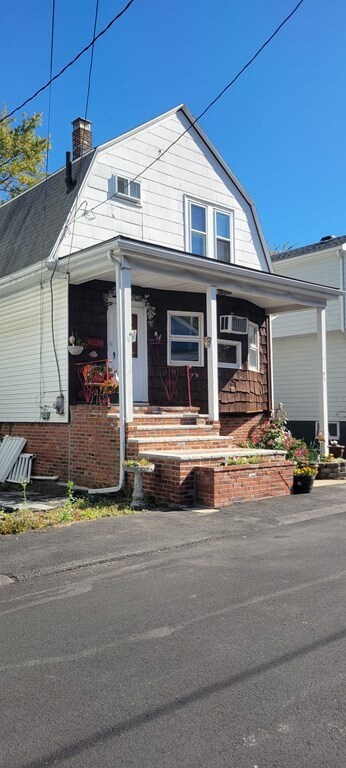 40 Avalon St, Revere, MA 02151