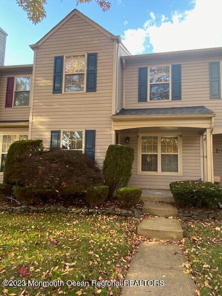 1 Whistler Dr Unit 3, Freehold, NJ 07728