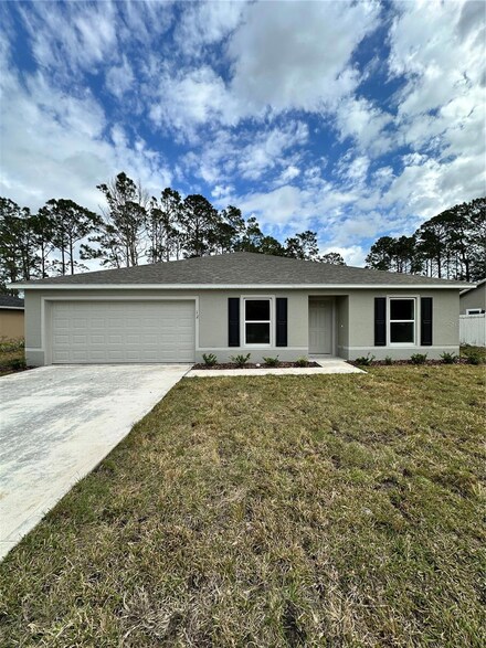 12 Westchester Ln, Palm Coast, FL 32164