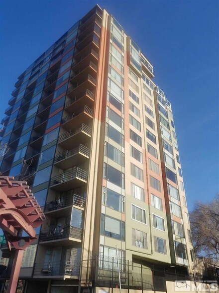 280 Island Ave Unit 303, Reno, NV 89501