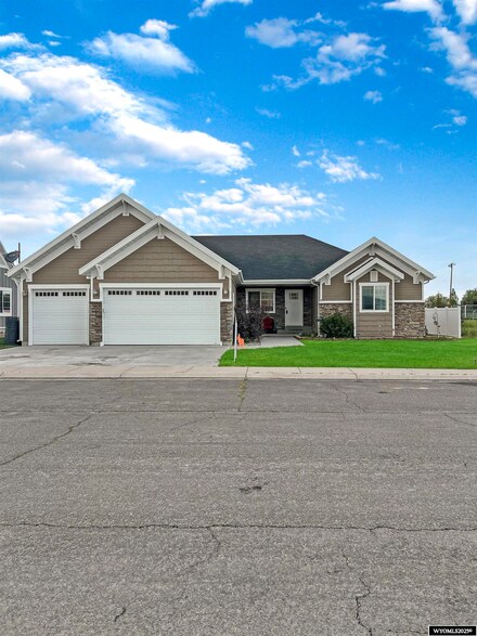 211 Connors Way, Lyman, WY 82937