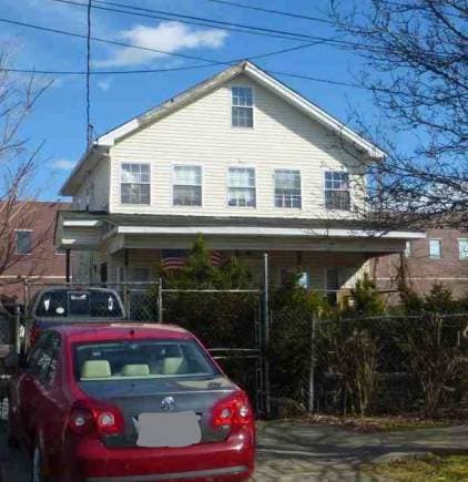 133- 38 Amber St, Howard Beach, NY 11414