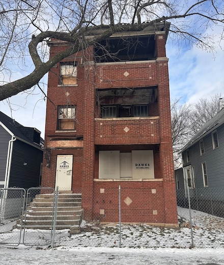 18 E 113th St, Chicago, IL 60628