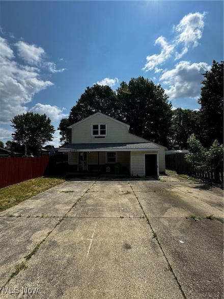 1489 Lakeview St, Lakemore, OH 44250
