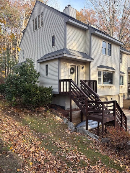 81 Robinson Rd Unit A, Hudson, NH 03051