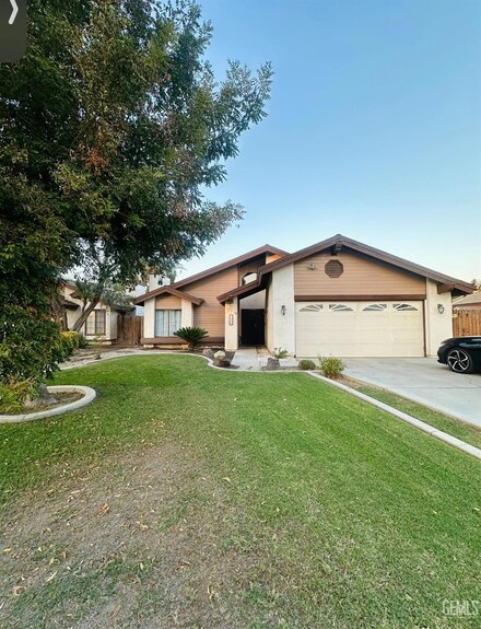 7504 Hachita Ct, Bakersfield, CA 93309