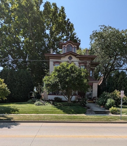 244 E Racine St, Jefferson, WI 53549