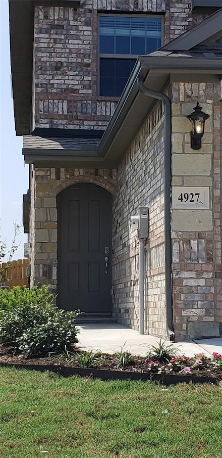 4927 Sanger Circle Dr, Sanger, TX 76266