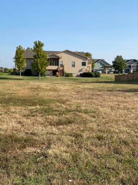 716 Goldspike, Newton, KS 67114