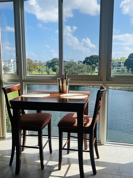 1650 NW 80th Ave Unit 402, Margate, FL 33063