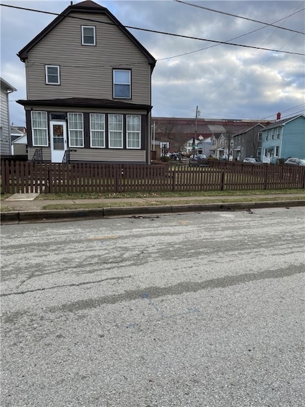 103 Irving Ave, Latrobe, PA 15650
