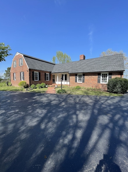 912 Long Creek Rd, Lafayette, TN 37083