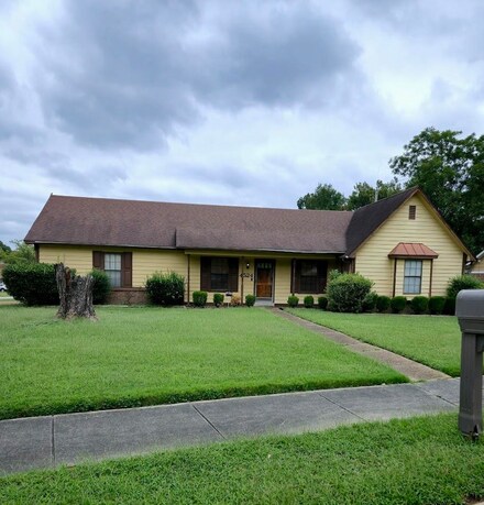 4524 Winterpark Dr, Memphis, TN 38141