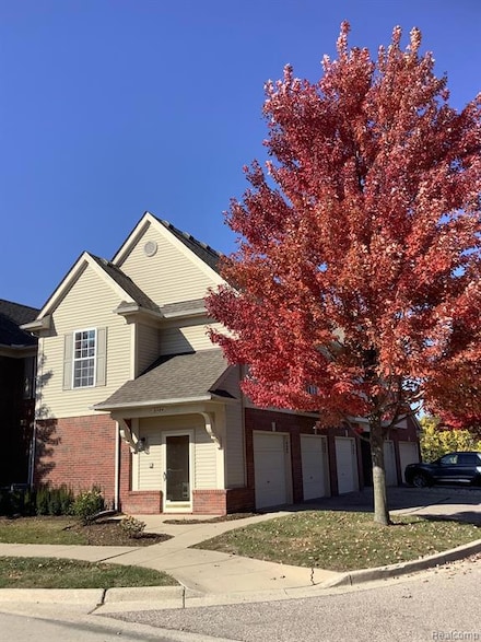 8484 Heywood Cir Unit 32, Sterling Heights, MI 48312