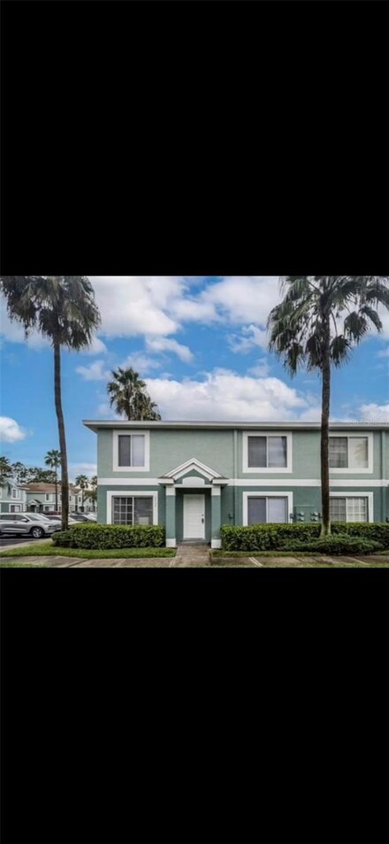 2032 Fluorshire Dr, Brandon, FL 33511
