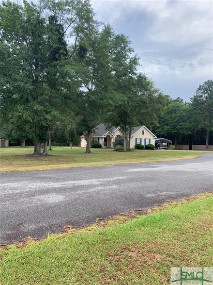 103 Pine Burr Ct, Bloomingdale, GA 31302