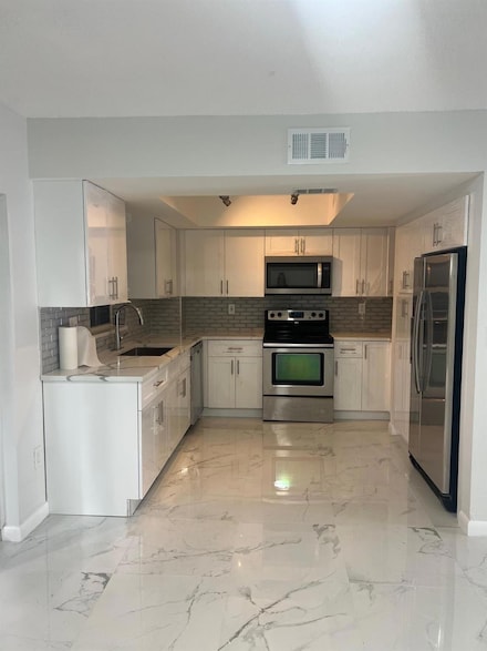 12380 SW 51st Ct, Cooper City, FL 33330