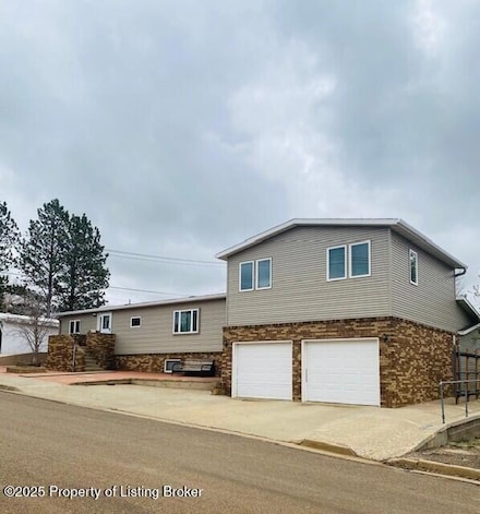 505 3rd Ave N, Hettinger, ND 58639