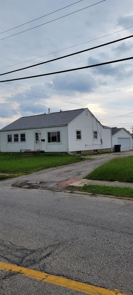 3115 Kossuth St, Lafayette, IN 47904