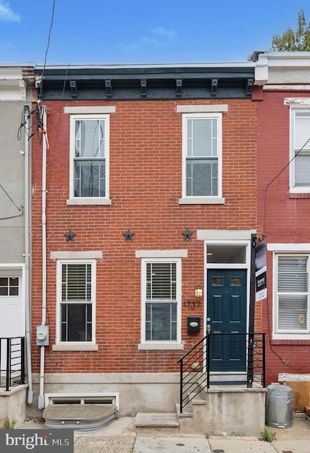 1737 Fernon St, Philadelphia, PA 19145