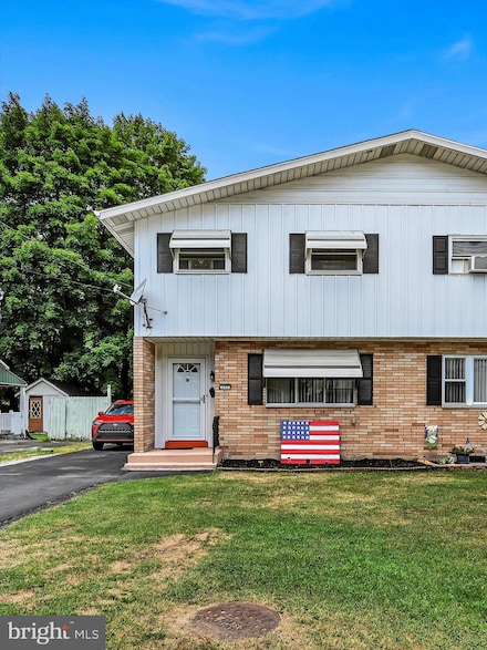 205 E Bacon St, Pottsville, PA 17901