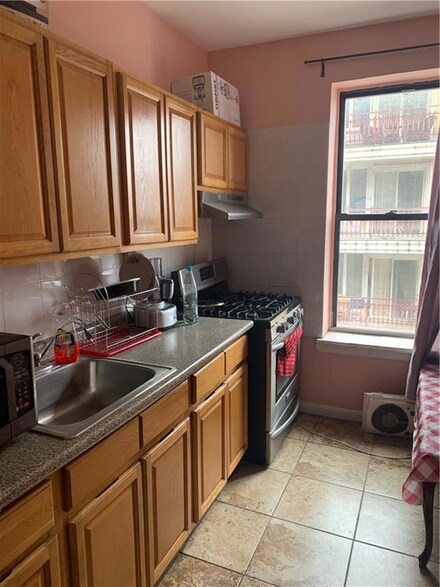 2234 Ocean Ave Unit D10, Brooklyn, NY 11229