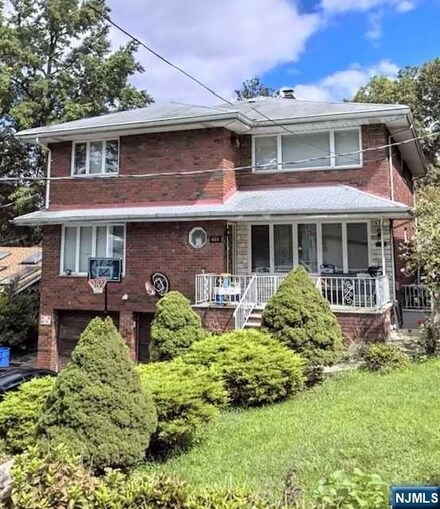 653 Clark Ave Unit 2, Ridgefield, NJ 07657
