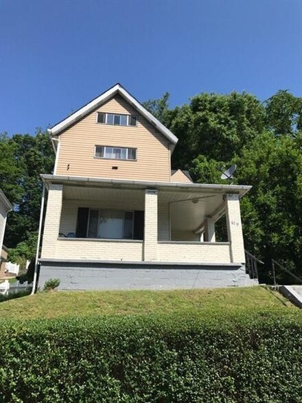 610 Josephine St, East Mc Keesport, PA 15035