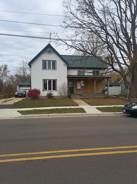 660 E Lake Ave, Monticello, WI 53570