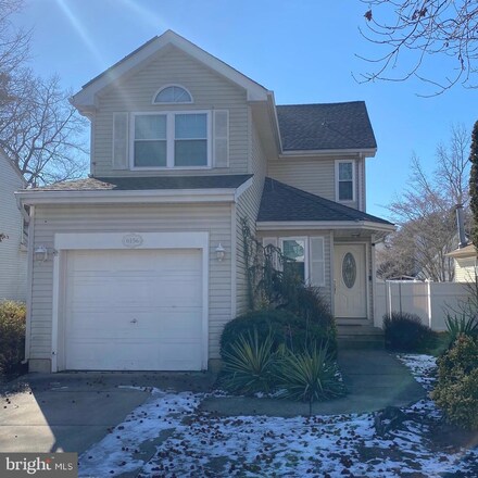 6156 Robin Dr, Mays Landing, NJ 08330