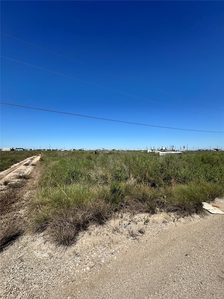 283 Nautilus St, Sargent, TX 77414