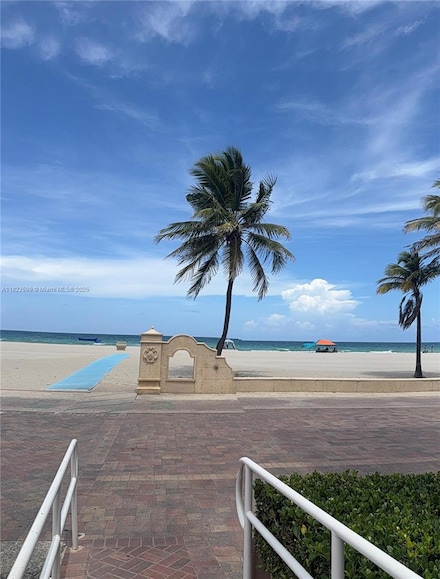 300 Oregon St Unit 506, Hollywood, FL 33019