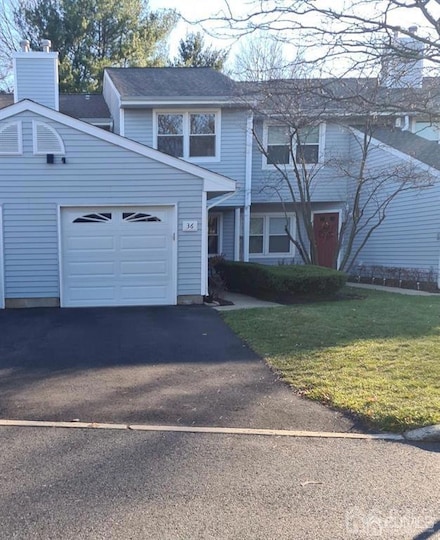 36 Upperbrook Ct, Parlin, NJ 08859