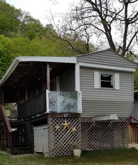 723-747 Great River Rd Unit 27, Harpers Ferry, IA 52146