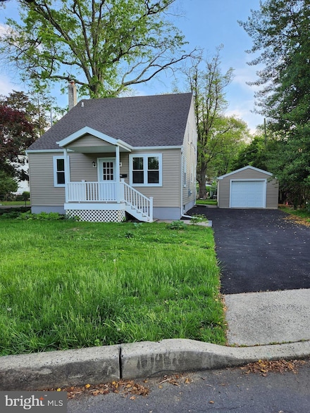 20 Oak Ave, Langhorne, PA 19047