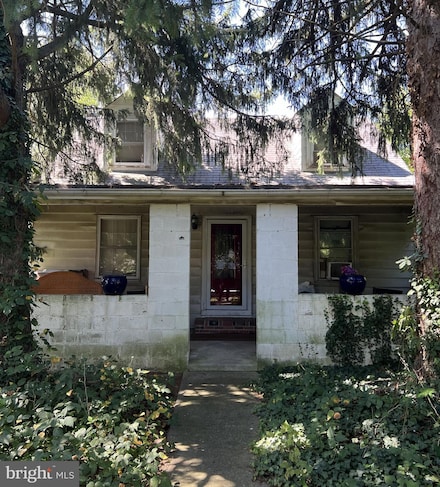 5947 Prince George St, Gwynn Oak, MD 21207