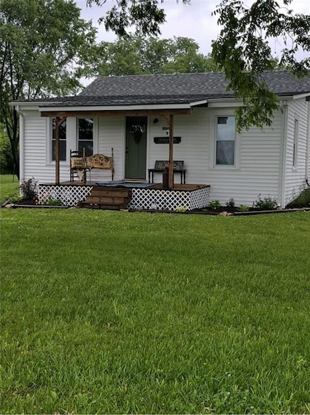 1596 Haskell Rd, Williamsburg, KS 66095