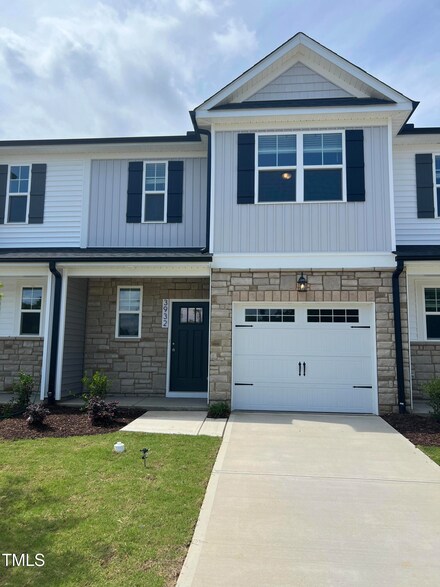 3932 Well Fleet Dr, Willow Springs, NC 27592