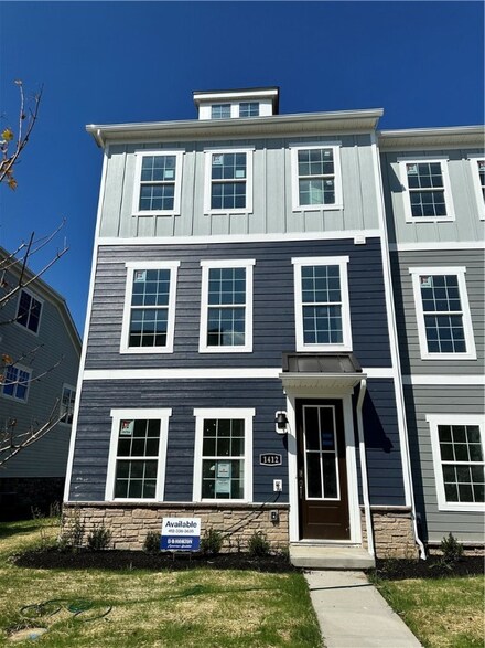 1412 Commons Ln, Bridgeville, PA 15017