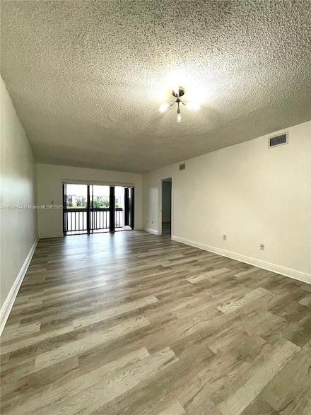 8875 Fontainebleau Blvd Unit 202, Miami, FL 33172