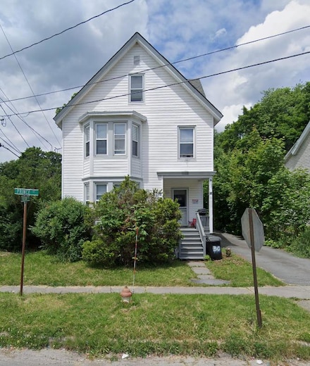 30 Prince St, Monticello, NY 12701