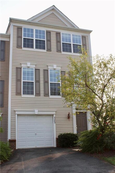 5285 Chandler Way Unit 247, Orefield, PA 18069