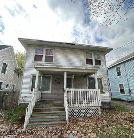 521 N Chestnut St, Lansing, MI 48933