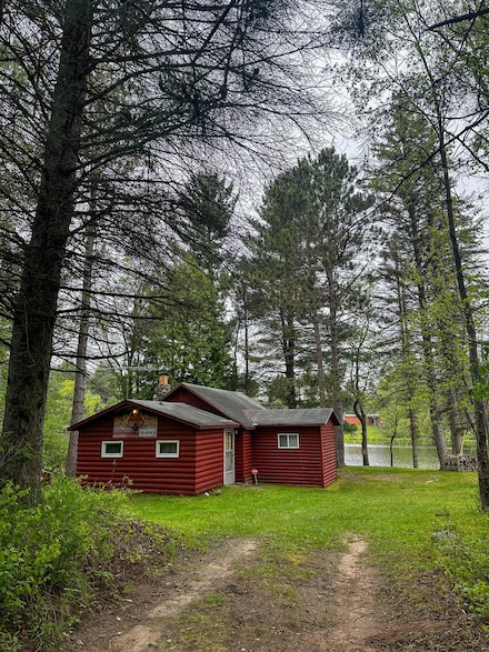 3151 N Douglas Rd, Luther, MI 49656