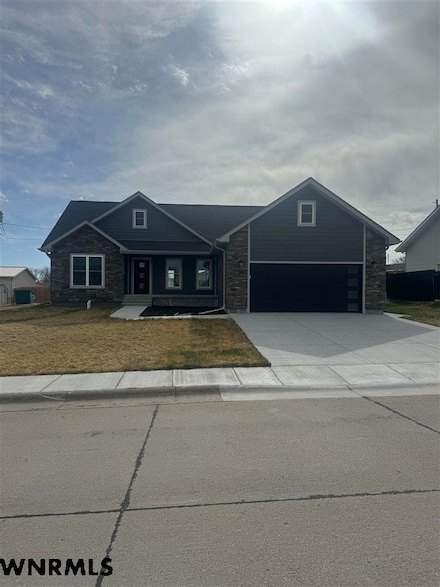 711 Evergreen St, Kimball, NE 69145
