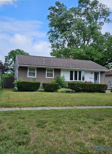 5144 Sheila Dr, Toledo, OH 43613