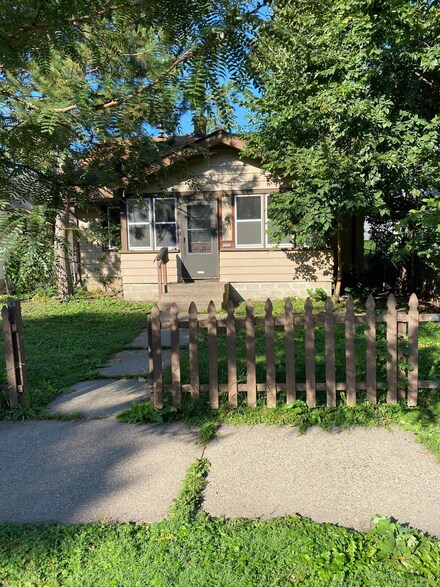 3539 Oliver Ave N, Minneapolis, MN 55412