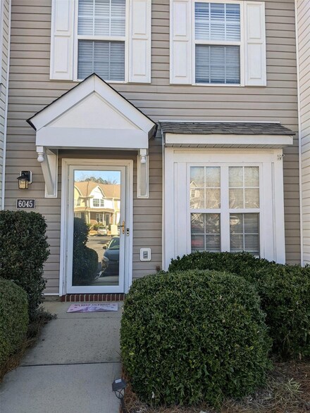 6045 Leek Ct, Lancaster, SC 29720