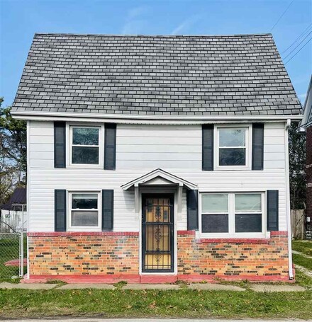 116 W Main St, Milton, IN 47357
