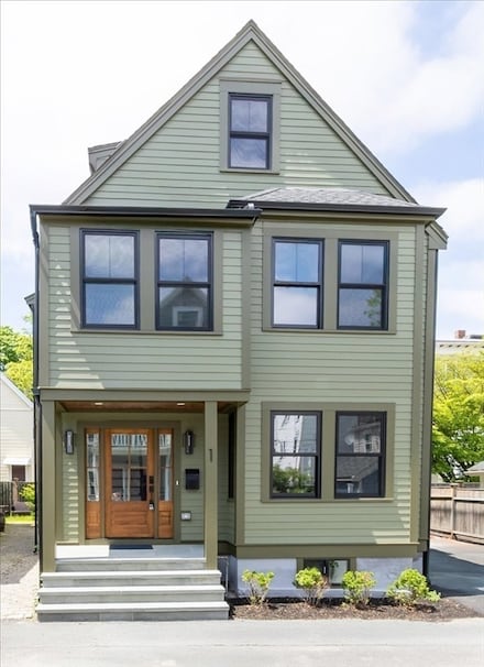 1 Lamont Ave, Cambridge, MA 02138